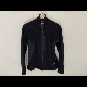 Women’s Full zip Patagonia R2 fleece black small
